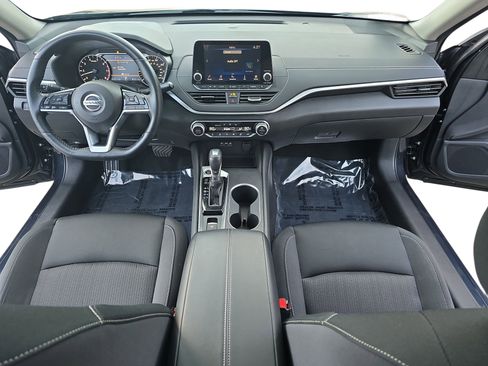 Used 2019 Nissan Altima 2.5 SV image 9