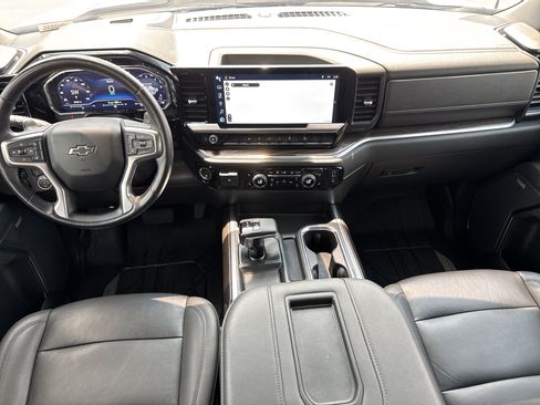 Used 2022 Chevrolet Silverado 1500 RST w/ Convenience Package II AWD/4WD image 27