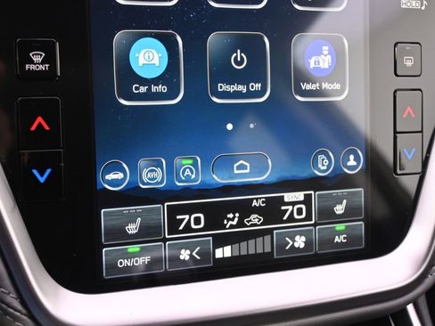 Used 2025 Subaru Outback Onyx Edition image 29