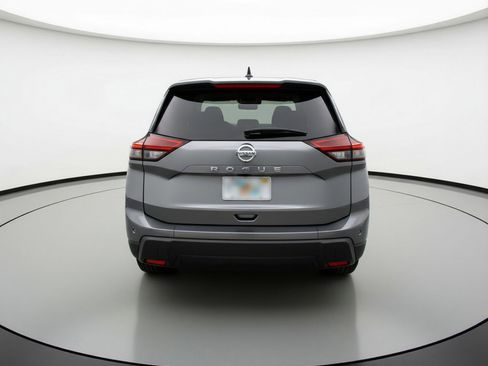 Used 2025 Nissan Rogue SV AWD/4WD image 7