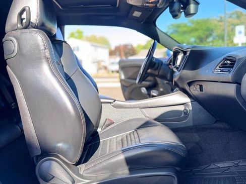 Used 2015 Dodge Challenger R/T Plus RWD image 15