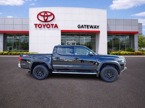 Used 2023 Toyota Tacoma SR5 w/ SX Package AWD/4WD image 4