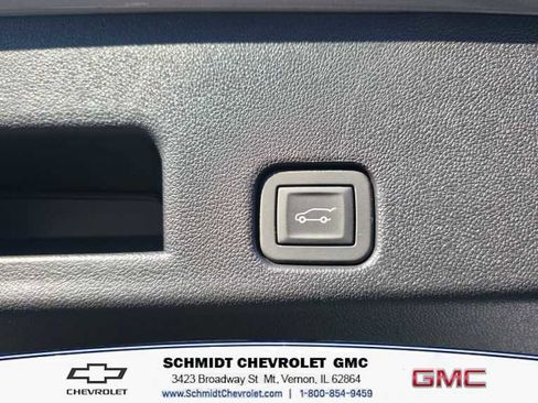 Used 2025 Buick Enclave Sport Touring image 10