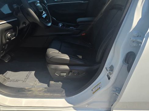 New 2026 Jeep Grand Cherokee L Limited AWD/4WD image 18