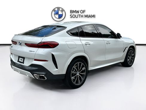 Certified 2025 BMW X6 xDrive40i w/ Parking Assistance Package image 7