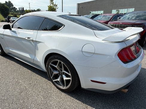 Used 2019 Ford Mustang GT w/ GT Performance Package RWD image 10