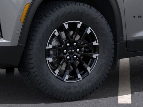 New 2026 Chevrolet Traverse Z71 w/ Enhanced Driving Package image 12