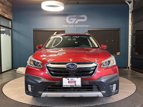 Used 2022 Subaru Outback Limited AWD/4WD image 8