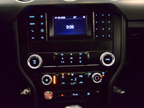 Used 2019 Ford Mustang GT w/ Black Accent Package image 26