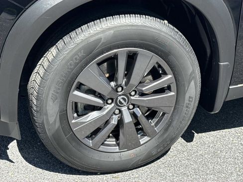 Certified 2025 Nissan Pathfinder S AWD/4WD image 7
