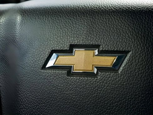 Used 2018 Chevrolet Silverado 1500 LT w/ All Star Edition image 33