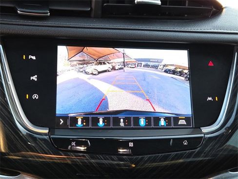 Used 2020 Cadillac XT6 Premium Luxury image 20