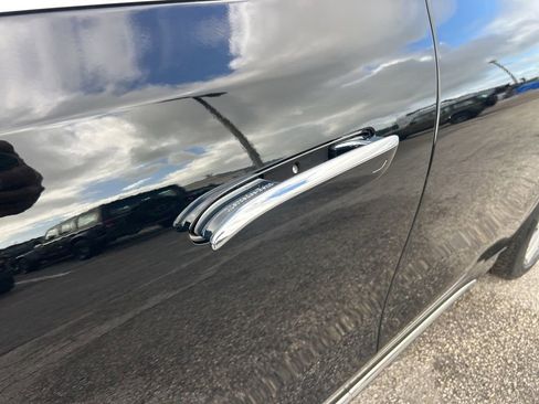 Used 2025 Mercedes-Benz E 350 Sedan image 11