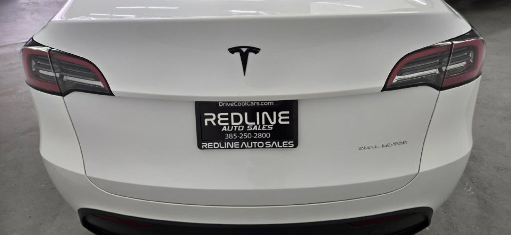 Used 2024 Tesla Model Y Long Range AWD/4WD image 6