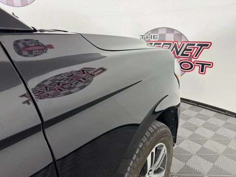 Used 2023 Ford Expedition XLT AWD/4WD image 36
