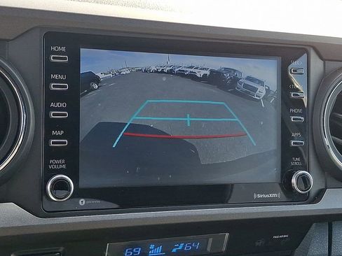 Used 2023 Toyota Tacoma TRD Off-Road w/ Technology Package AWD/4WD image 23