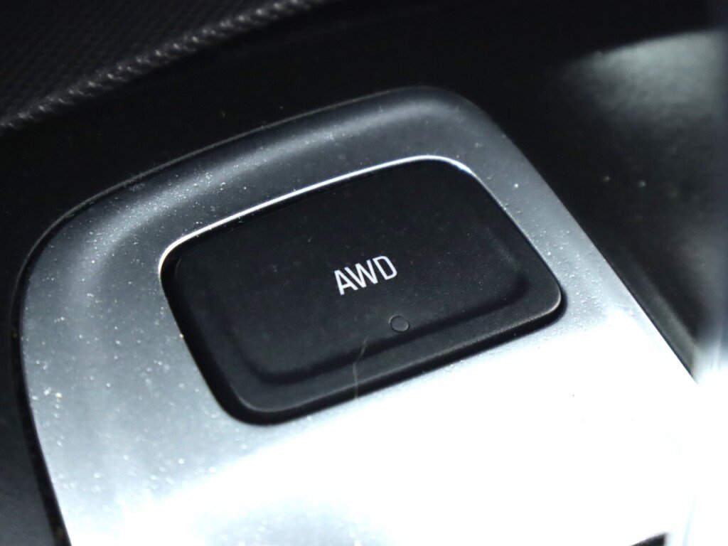 Used 2019 Chevrolet Equinox LT w/ Driver Convenience Package AWD/4WD image 25