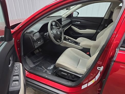 Used 2023 Honda Accord EX image 30