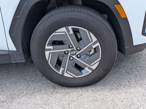 Used 2025 Hyundai Tucson Blue AWD/4WD image 11