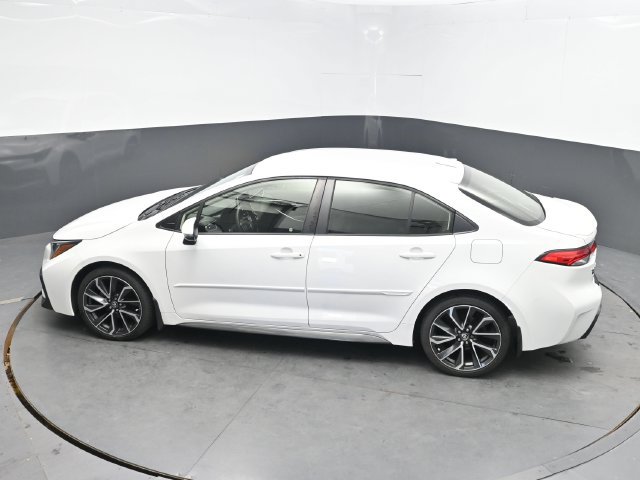 Used 2021 Toyota Corolla SE w/ Carpet Mat Package (TMS) FWD image 30