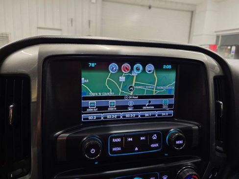 Used 2018 Chevrolet Silverado 1500 LT w/ All Star Edition AWD/4WD image 27