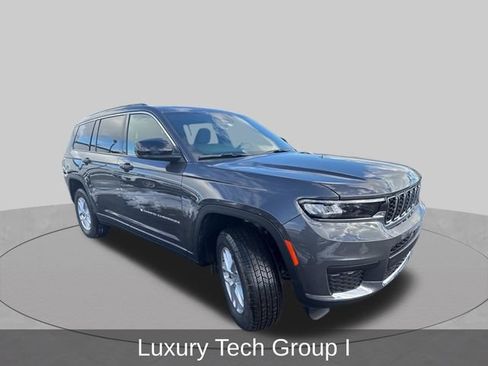 Used 2025 Jeep Grand Cherokee L Laredo w/ Luxury Tech Group I AWD/4WD image 3