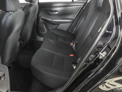 Used 2020 Nissan Sentra S image 34