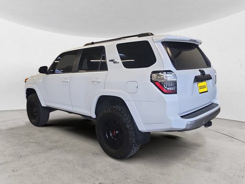 Used 2022 Toyota 4Runner TRD Off-Road Premium AWD/4WD image 7