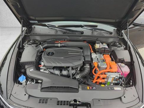 Certified 2025 Hyundai Sonata Limited FWD image 17
