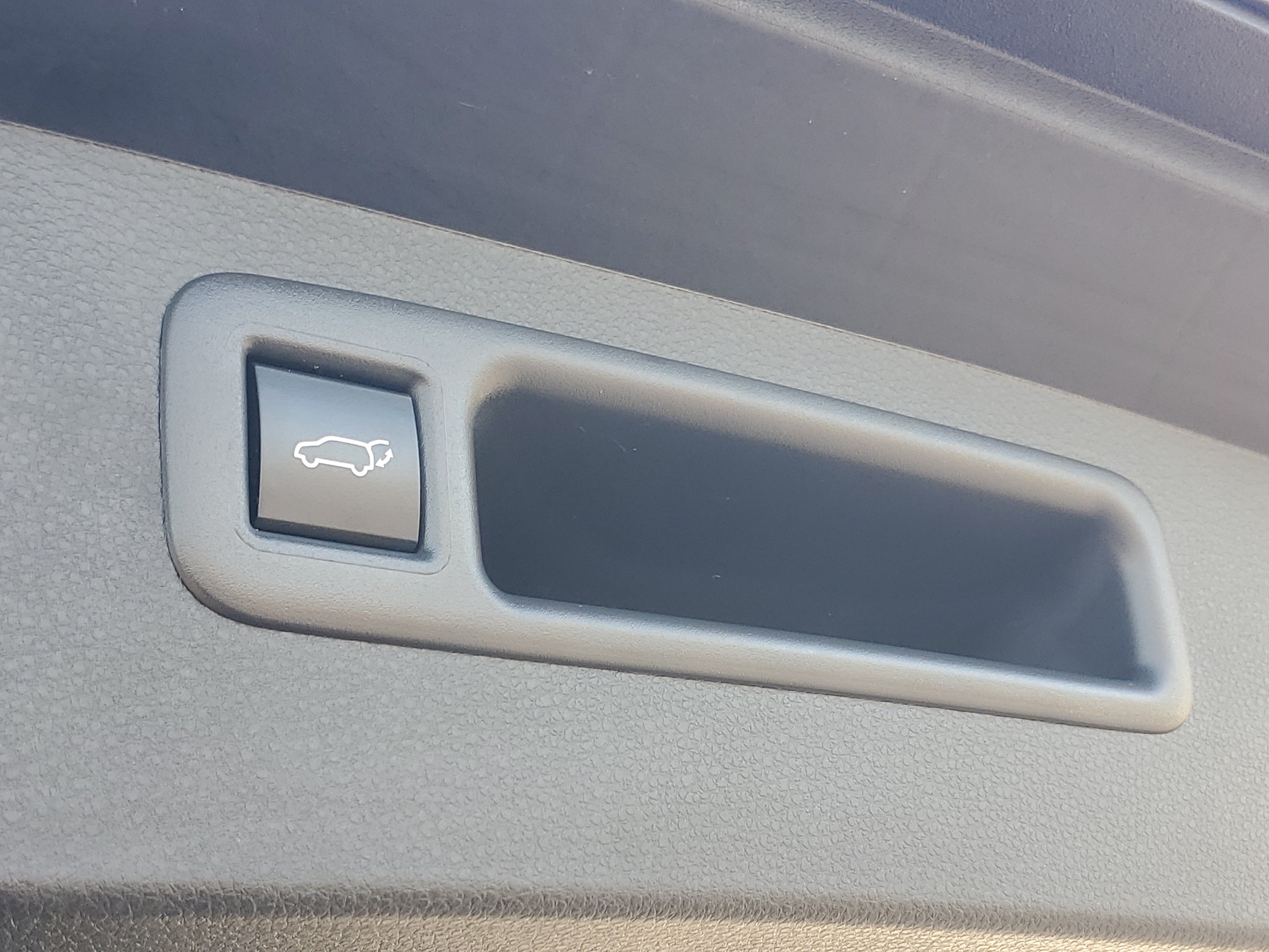 Certified 2026 Toyota Highlander XSE AWD/4WD image 11