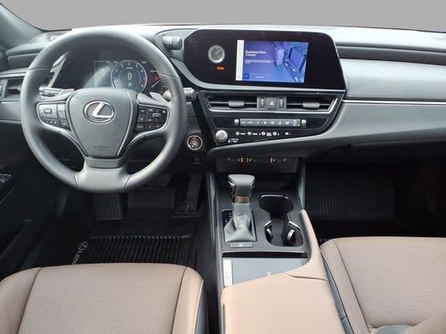 Certified 2024 Lexus ES 350 w/ Premium Package image 5