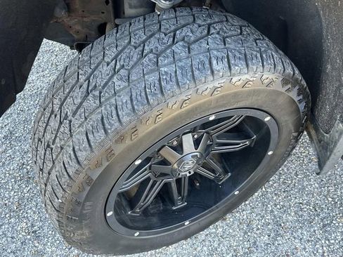 Used 2019 Chevrolet Silverado 1500 Custom w/ Custom Convenience Package image 13