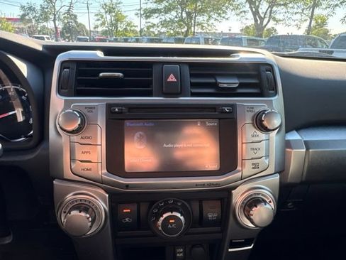 Used 2018 Toyota 4Runner SR5 Premium AWD/4WD image 16
