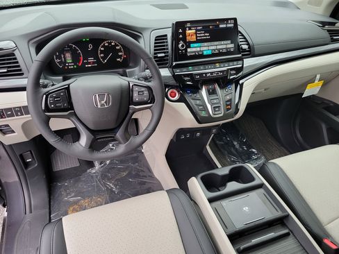 New 2026 Honda Odyssey Elite image 15