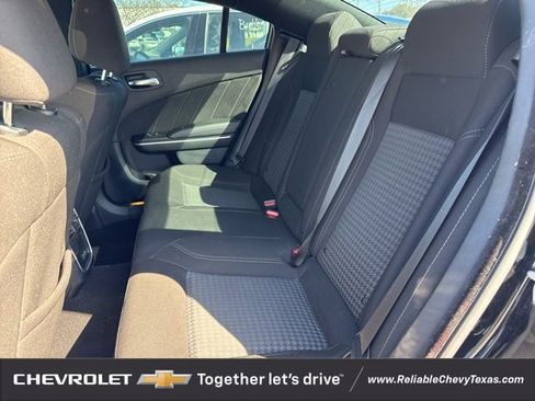 Used 2023 Dodge Charger SXT image 11