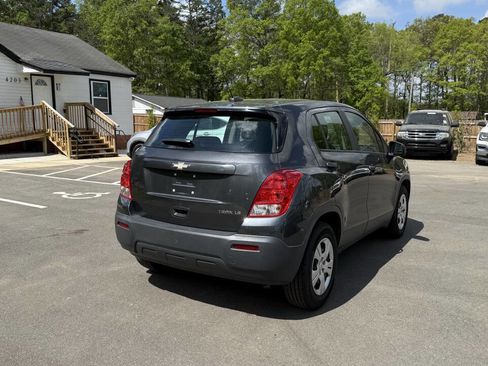 Used 2016 Chevrolet Trax LS image 7