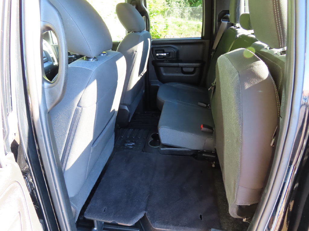 Used 2024 RAM 1500 Warlock w/ Electronics Group AWD/4WD image 28