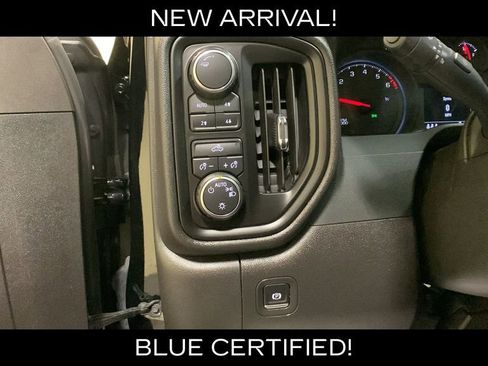 Used 2024 Chevrolet Silverado 1500 Custom Trail Boss AWD/4WD image 31