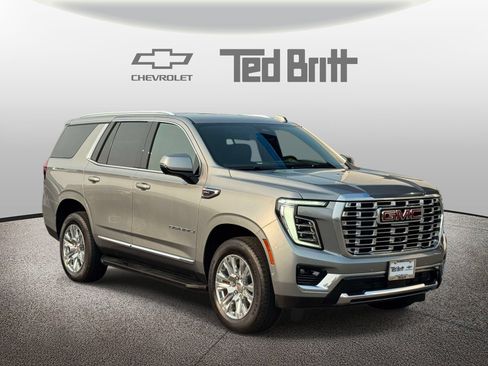 Certified 2025 GMC Yukon Denali AWD/4WD image 3