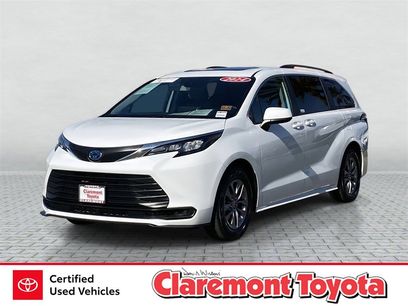 Certified 2024 Toyota Sienna LE