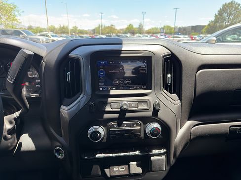 Used 2025 GMC Sierra 1500 Pro w/ Pro Value Package AWD/4WD image 12