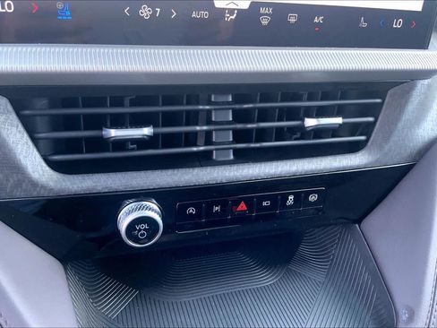 New 2026 Ford Explorer Platinum RWD image 18