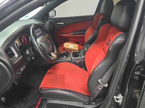 Used 2022 Dodge Charger Scat Pack w/ Plus Group image 3