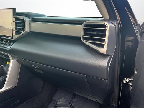 Used 2023 Toyota Sequoia Limited image 27