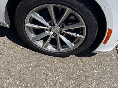 Used 2019 Cadillac CTS Luxury RWD image 5