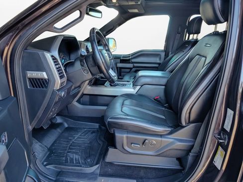 Used 2018 Ford F150 Platinum w/ Equipment Group 701A Luxury image 19