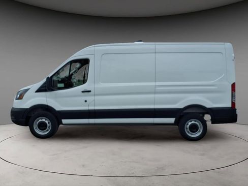 New 2026 Ford Transit 250 148 Medium Roof RWD image 2