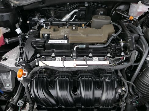 Used 2023 Kia Sportage EX FWD image 30