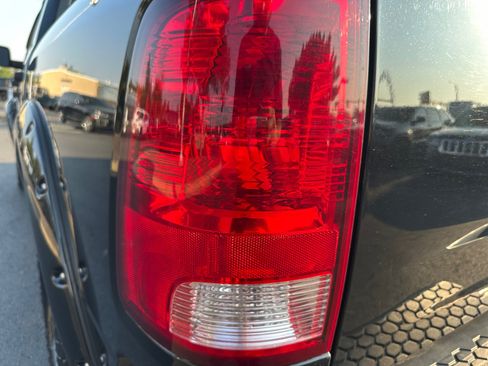 Used 2019 RAM 1500 Express w/ Wheel & Sound Group AWD/4WD image 16