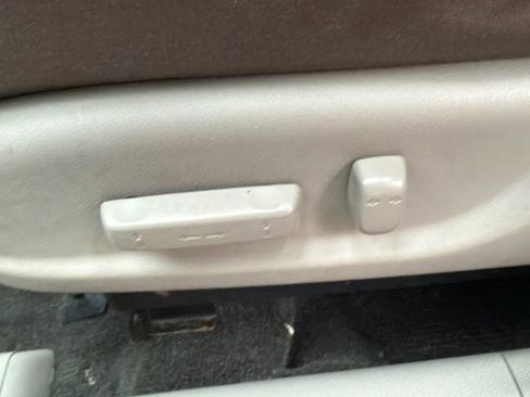 Used 2012 Honda Accord LX image 32